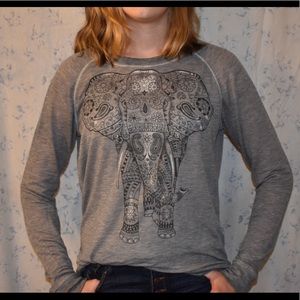 Woman’s long sleeve Tee
